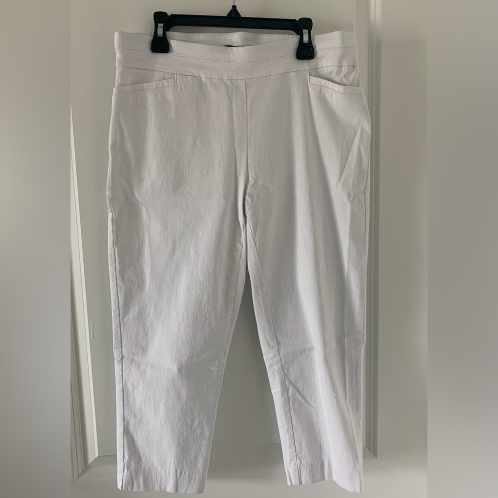 ✨Host Pick✨ Apt. 9 white pull on pants sz 10P